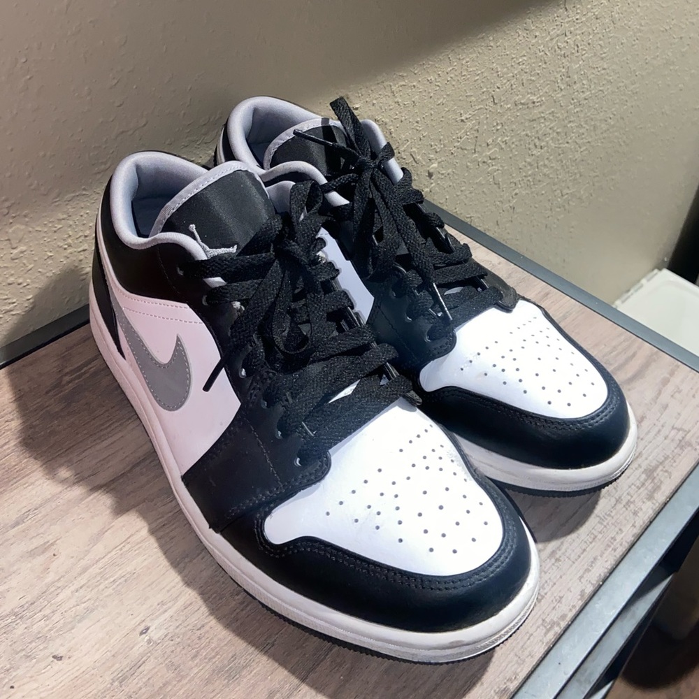 Black Nike Jordan Lows. Size 8.5 men